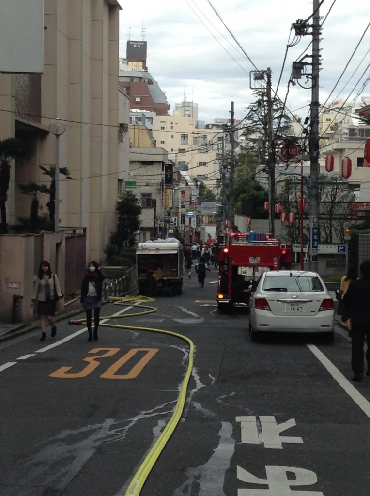 新宿で火災1